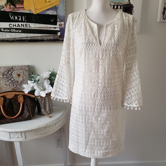Trina Turk Dresses & Skirts - Trina Turk Loomies White Embroidered Dress with Bell Sleeves and Pom Pom Tassels